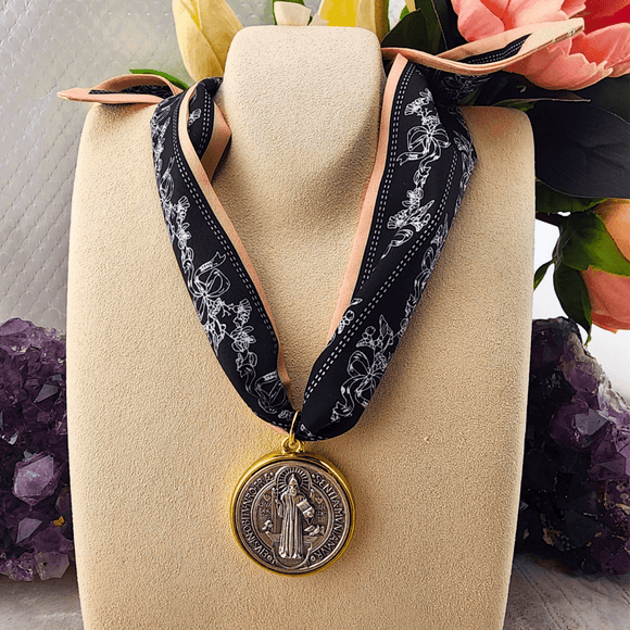 Bow and Flower Scarf With St. Benedict Charm Necklace Golden Stella