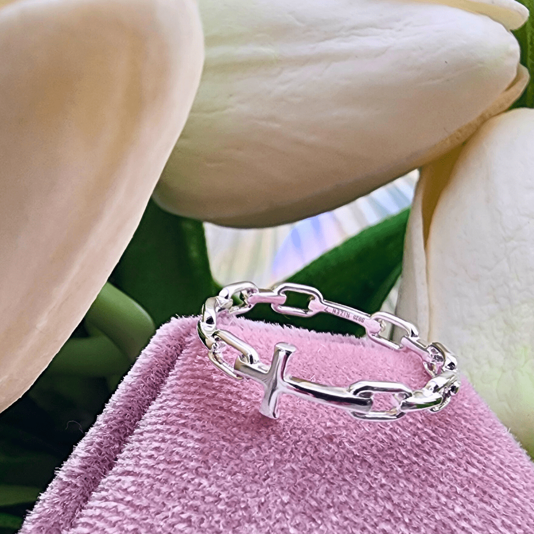 Chain Breaker Cross Ring Sterling Silver - Size 6 Ring Rizen