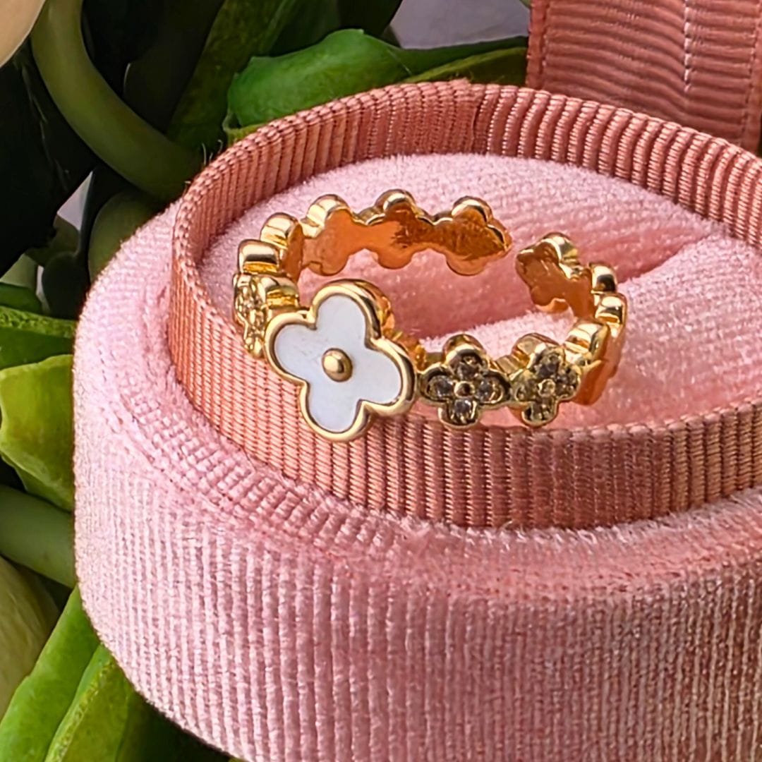 Clover Cross Ring Jewelry Golden Stella