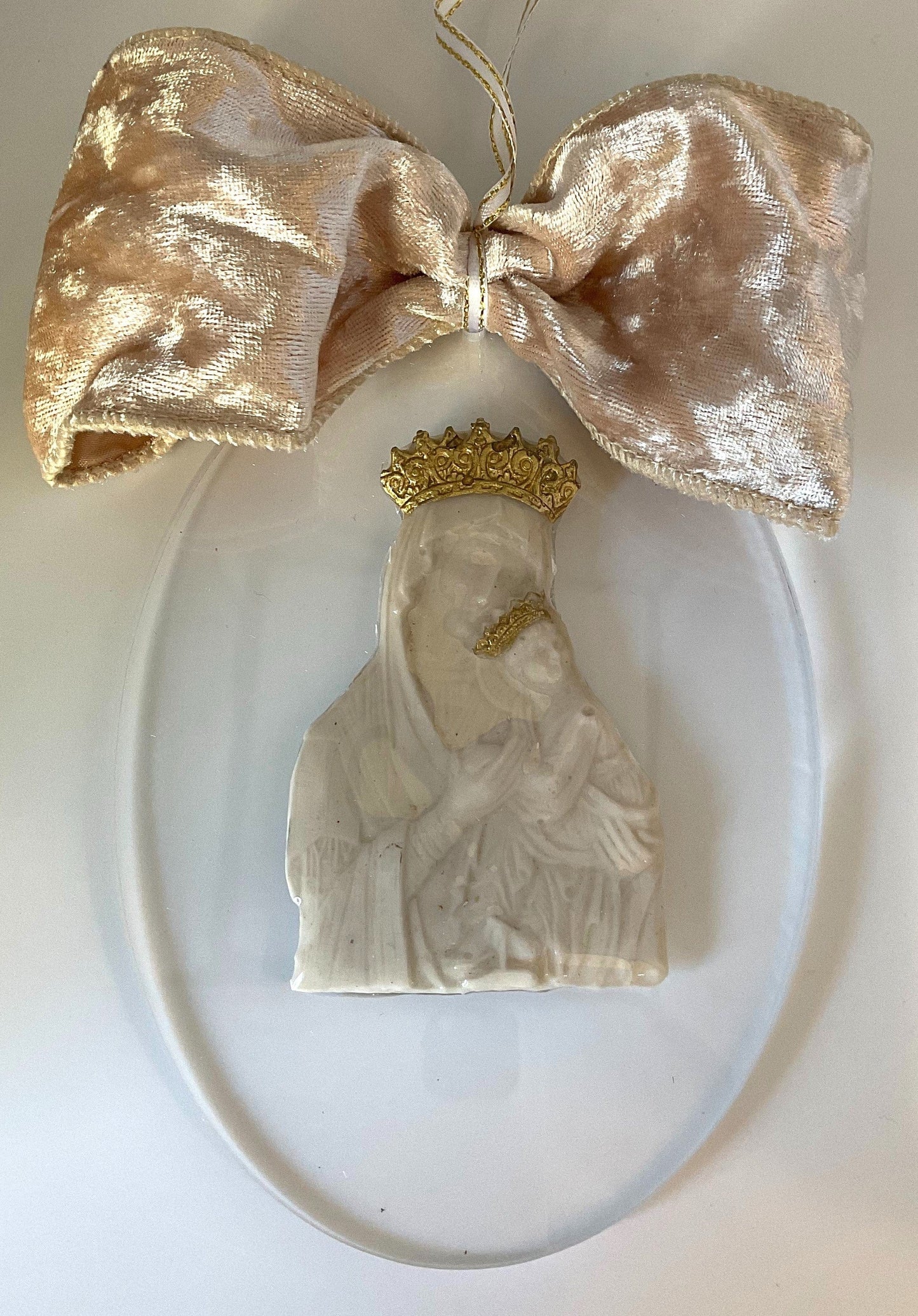 Oval Acrylic Ornaments With Castings Madonna and Child, Sister Dulce Gift Shop, Catholic Store, Religious Store, Catholic Christmas, Religious Christmas, 