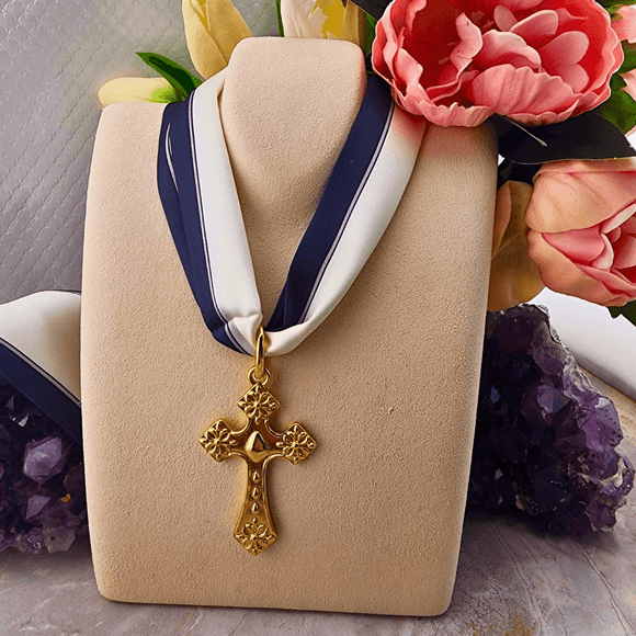 White Line Border Scarf With Textured Cross Charm Necklace Golden Stella